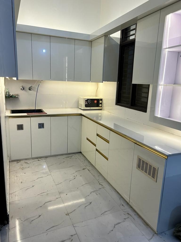 Bold Tiles